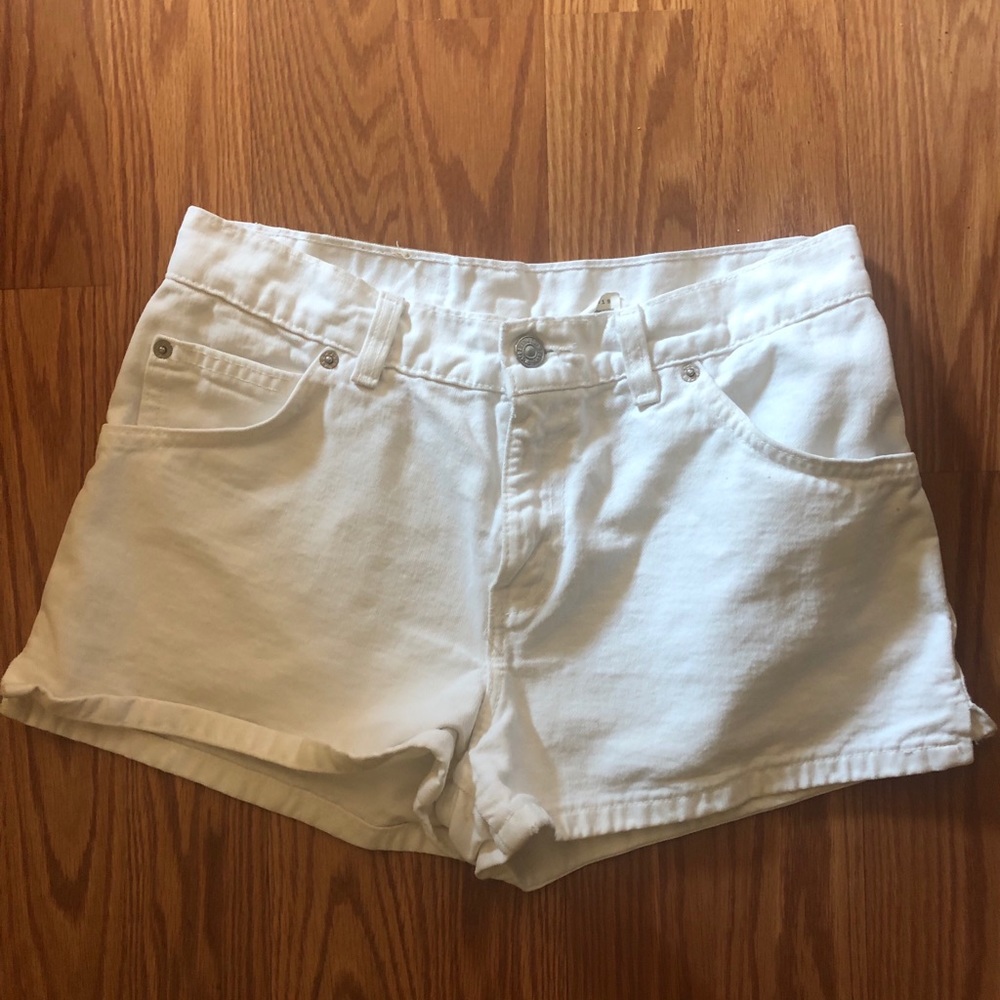 White Levi shorts